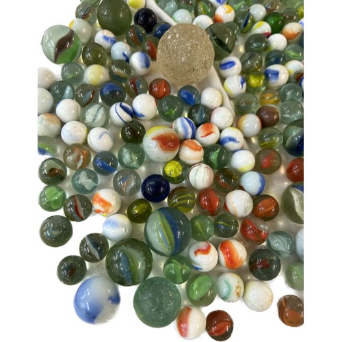 21 - Selection of vintage and later marbles