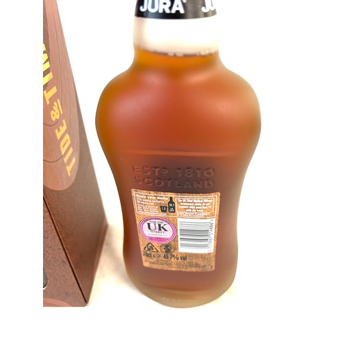 547 - New in box Jura single malt scotch whisky aged 21 years tide 70cl