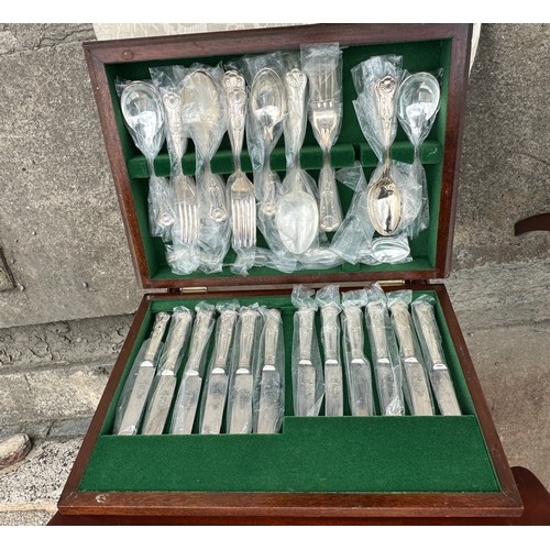 83 - Cased canteen of silver plated cutlery complete