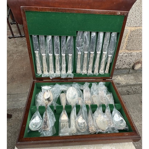 83 - Cased canteen of silver plated cutlery complete