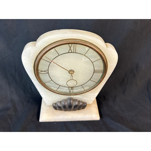 24 - Art deco onyx mantel clock, untested