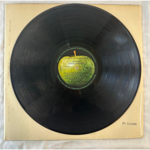 90 - The Beatles Mono white album 0144936