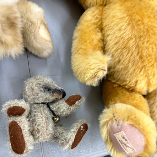 134 - Selection of vintage and later teddies includes Gund cat, Deans rag book, big softies, Buggins bear ... 