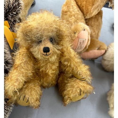 134 - Selection of vintage and later teddies includes Gund cat, Deans rag book, big softies, Buggins bear ... 