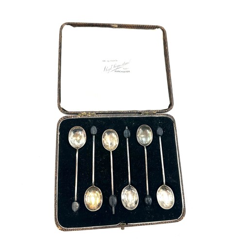 498 - Set of 6 cased silver coffee spoons