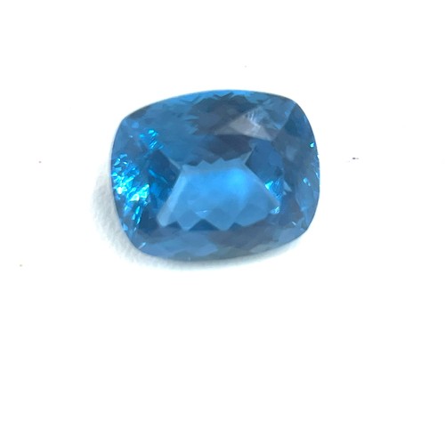 477 - Large topaz gem stone 17 x 15 mm