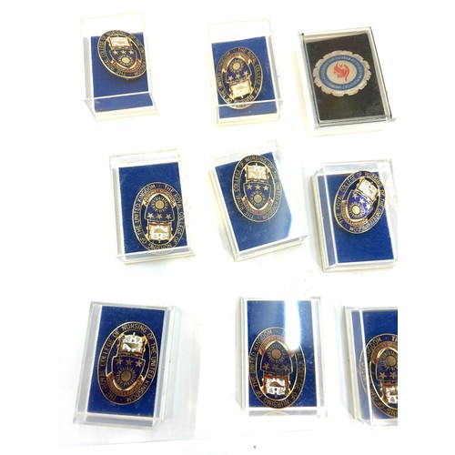 453 - Selection of assorted badges includes The Royal Collage of Nursing etc