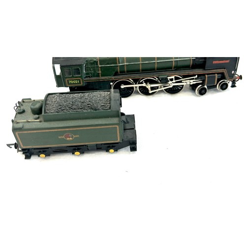 422 - Hornby 00 gauge 70021 engine