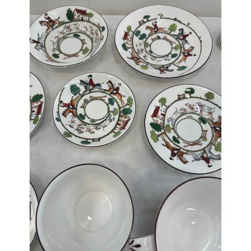 94 - Vintage Coalport/Crown Staffordshire hunting scene china part dinner set