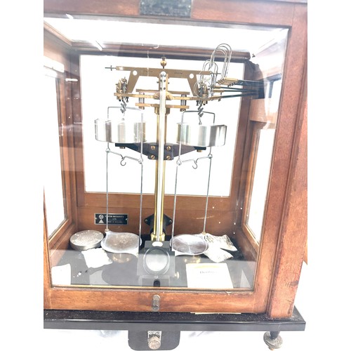 265 - Vintage cased scientific scales mode A.D.2 measures approx 18 inches tall by 18 inches wide and 9.5 ... 