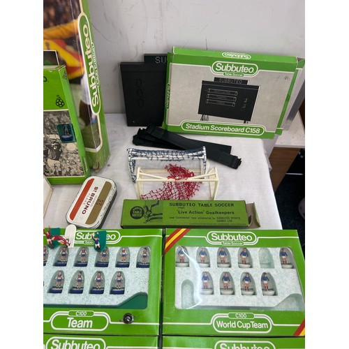 253 - Selection of Subbuteo includes c100 teams etc