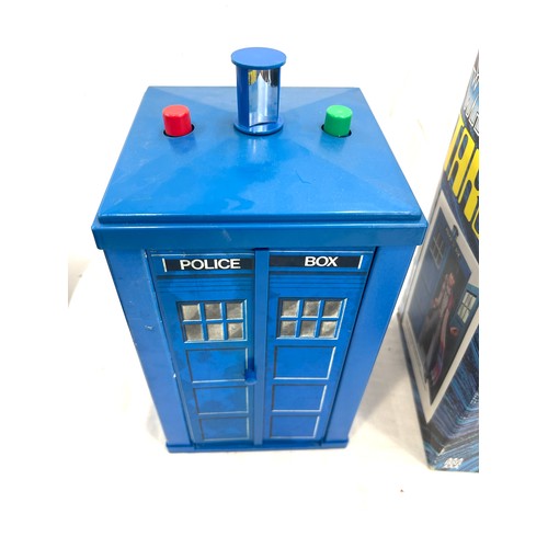 111 - Vintage Doctor Who - Denys Fisher Boxed Tardis from 1976