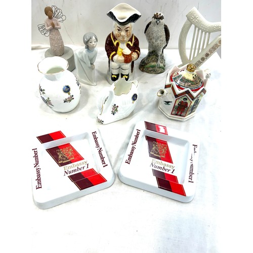 260 - Selection of assorted pottery figures includes toby jug Lladro lady figure, beswick beneagles scotch... 