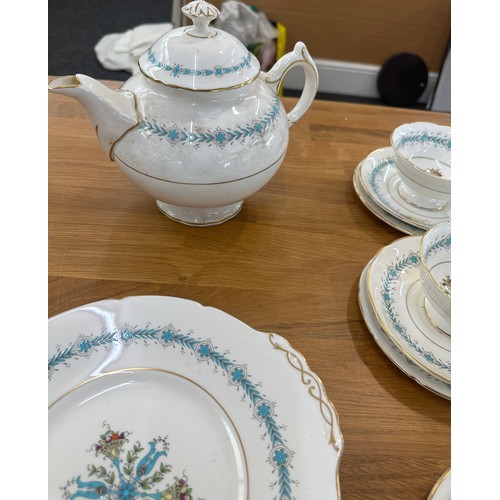 214 - Vintage six piece Coalport Geneva tea service to include cup, saucers, tea pot etc