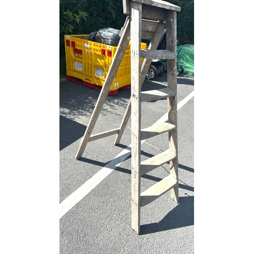 100B - Set of vintage wooden ladders