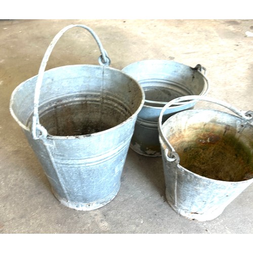 100E - Selectioon of 3 galvanised buckets largest measures 13 inches tall 13 inches diameter