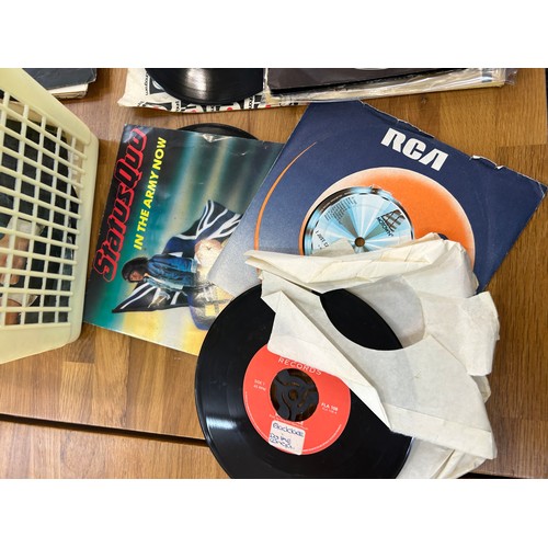 248 - Selection of 45's singles to include 60's, 70's and 80's to include Status Quo, Stevie Wonder etc