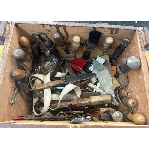 232 - Selection vintage wooden Craftsmans tools within vintage wooden box to include chisels, A.Kessel fil... 