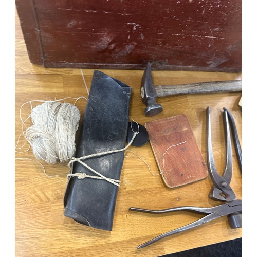 232 - Selection vintage wooden Craftsmans tools within vintage wooden box to include chisels, A.Kessel fil... 