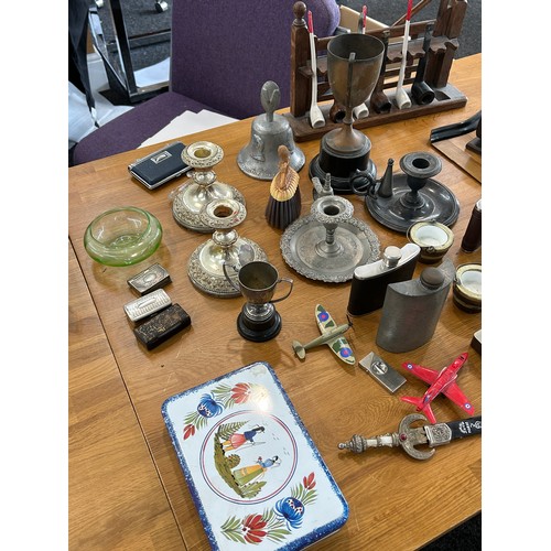 226 - Large selection of vintage collectable items to include a dagger, candle sticks, pipes and stand etc