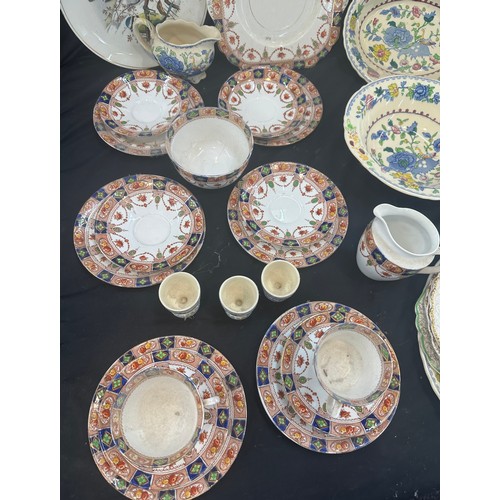 149 - Selection of vintage pottery to include Masons part dinner service and Royal Albion part tea service... 