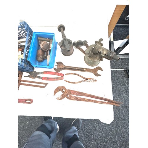 317 - Selection of assorted hand tools