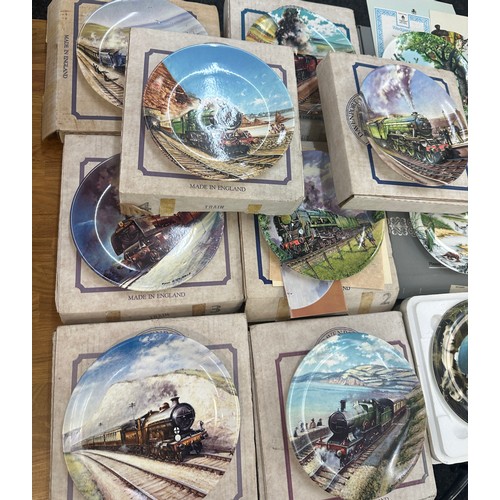 138 - Selection of Steam way and rail way Davenport collectors plates and some Wedgwood collectors plates