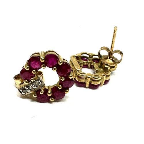 76 - 9ct Gold Diamond & Synthetic Ruby Stud Earrings (2.4g)