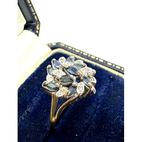 89 - 9ct Gold Sapphire & Diamond  Cluster Ring (2.7g)