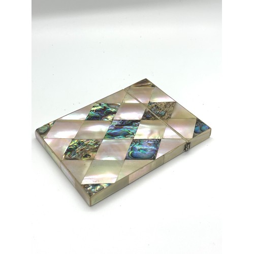 559 - Victorian mother of pearl card case in good condition