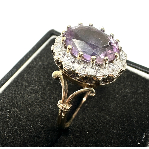 52 - 9ct gold amethyst & diamond ring weight 5.2 g