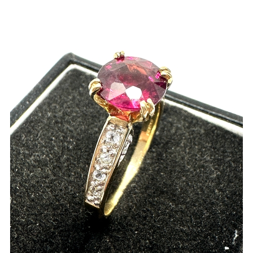 53 - 9ct gold rhodolite garnet & white topaz pink  ring weight 3.3g