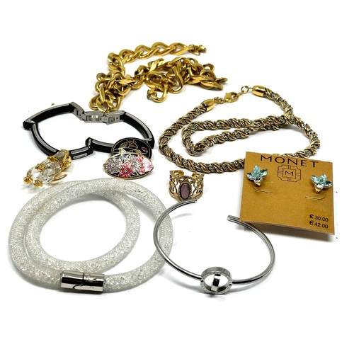 471 - A Selection Of Ten Branded Jewellery Pieces Including Swarovski monet fossil etc (217g)