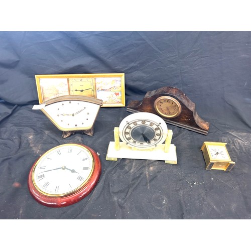 69 - Selection of vintage and later clocks, untested