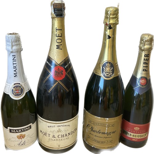 599 - Seleection sealed Champayne to include 1500ml Moet, Charlemagne, Brut etc