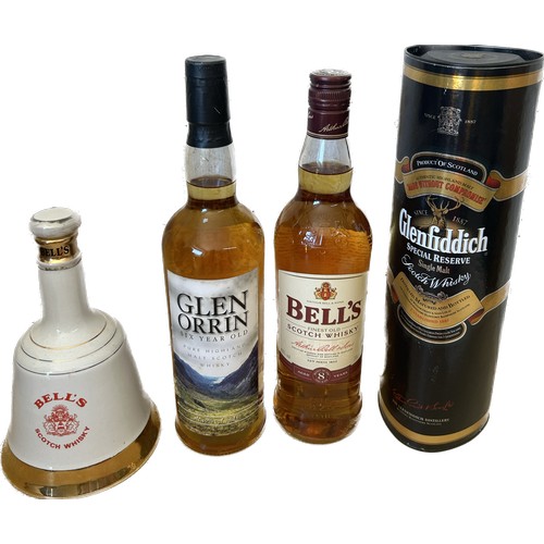 590 - Selection sealed whisky to include Glenfiddich, Bells, and Glen Orrin