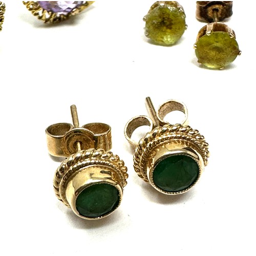 91 - 3 X 9ct Gold  Stud Earrings Inc. Amethyst, Peridot & Emerald (3.7g)