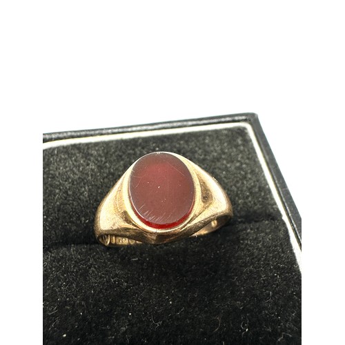 95 - 9ct Gold Carnelian Signet Ring (2.4g)