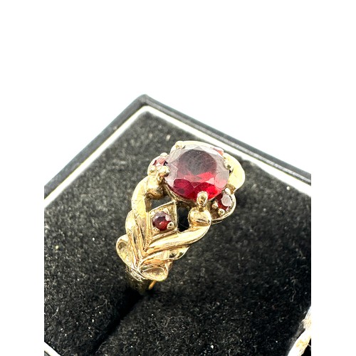 102 - 9ct Gold Garnet Dress Ring (3.4g)