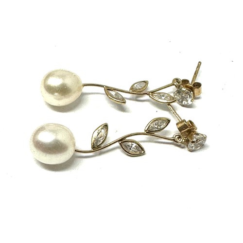 87 - 9ct Gold Pearl & Clear Gemstone Floral Drop Earrings (2.4g)