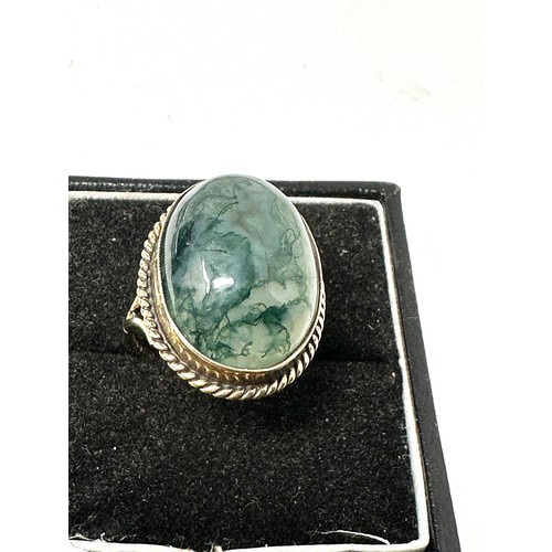 100 - 9ct Gold Moss Agate Dress Ring (7.3g)