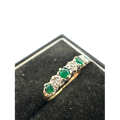 88 - 9ct Gold Green stone & Diamond Dress Ring split shank (1.2g)