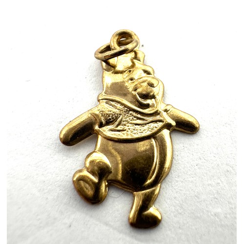 81 - 9ct Gold Winnie The Pooh Pendant (0.2g)