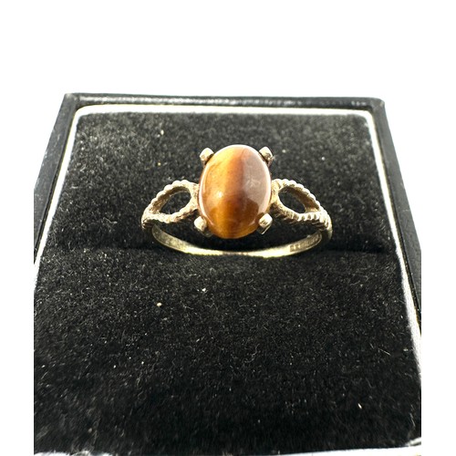 85 - 9ct Gold Vintage Tiger's Eye  Ring (1.5g)