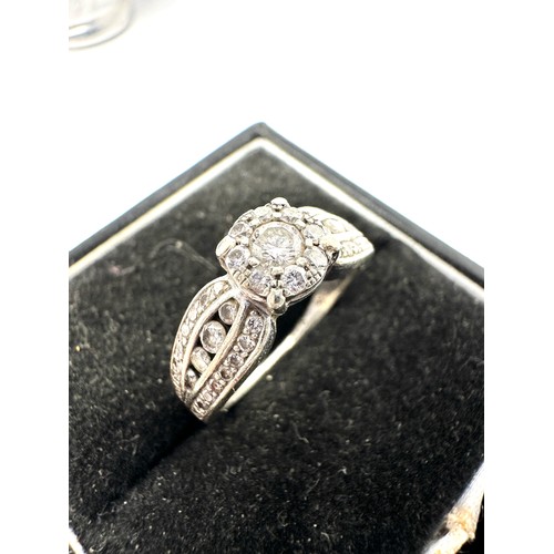 50 - 9ct White Gold Dress Ring (3.8g)