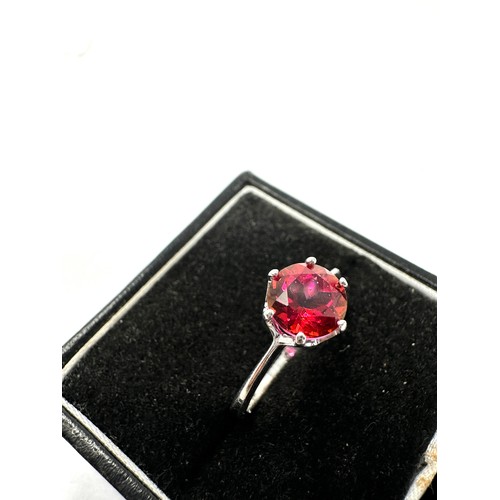 63 - 9ct White Gold  Red Topaz  Ring (2.4g)