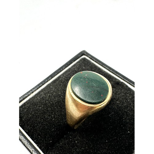 37 - 9ct Gold Antique Bloodstone Signet Ring (4.7g)