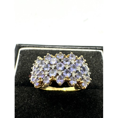 68 - 9ct Gold Diamond & Tanzanite Dress Ring (4g)