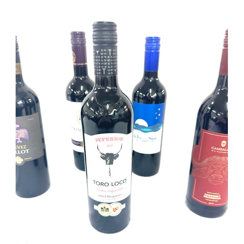 601 - Selection of assorted red wines includes cambalala cabernet sauvignon etc