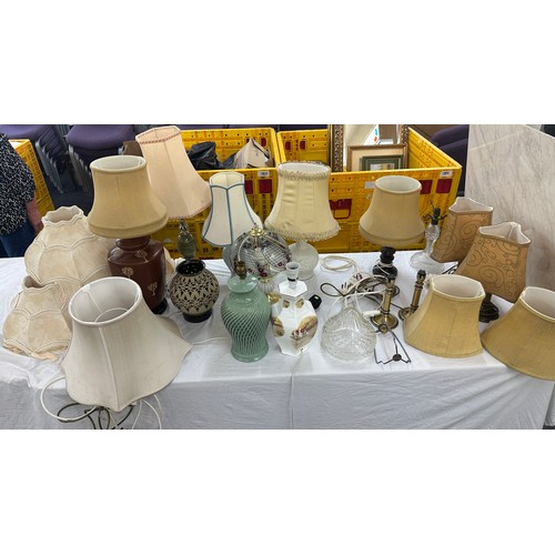 240 - Large selection of vintage and later lamps and shades includes glass, pottery, brass etc